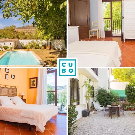 Cubo's La Cimada 4 Pax Guest house *